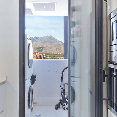 Apartment Luxury 3-bdr Benidorm